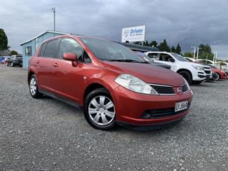 2004 Nissan Tiida - Thumbnail