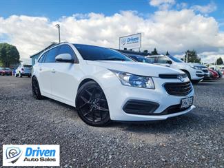 2017 Holden Cruze - Thumbnail