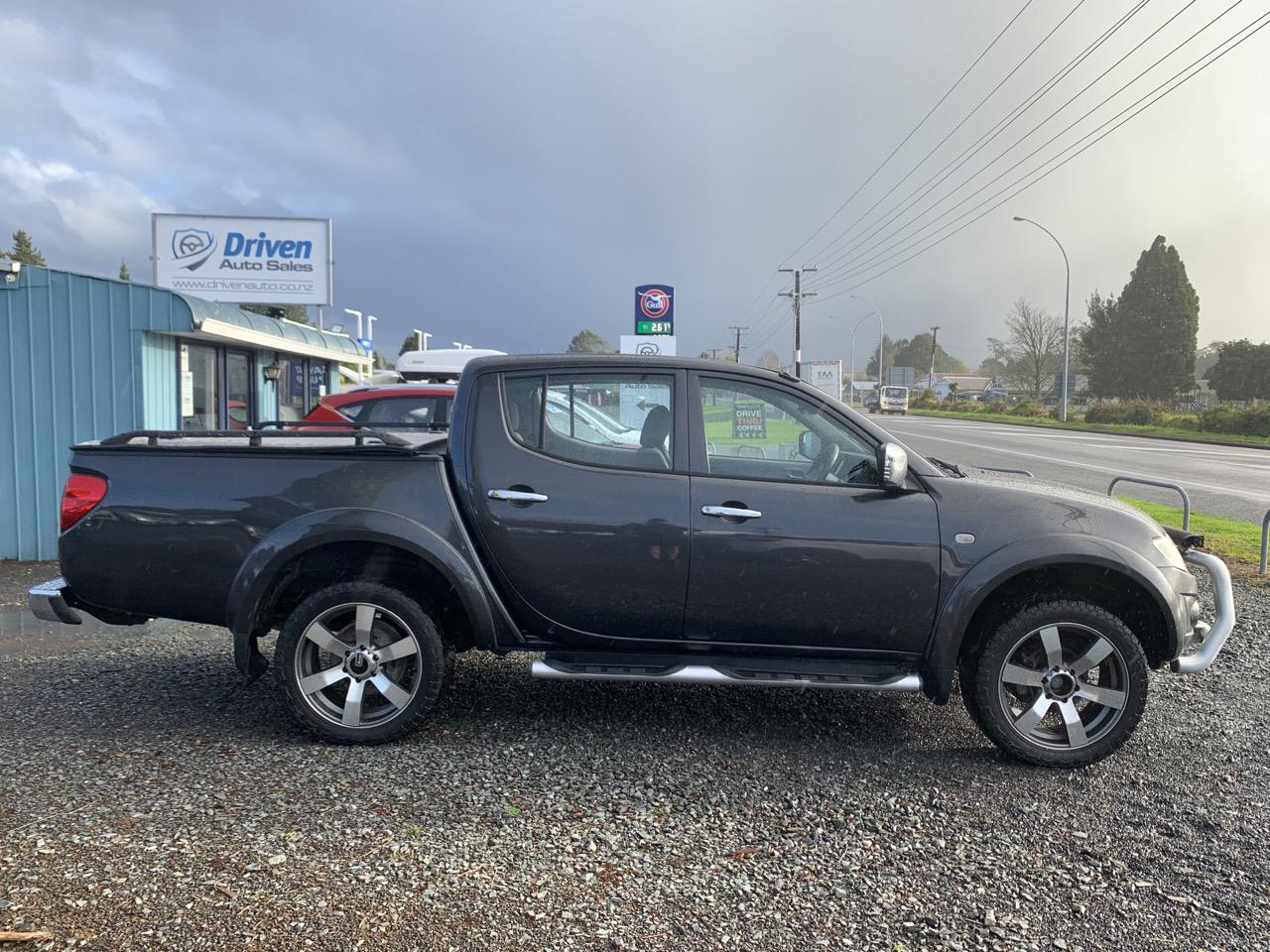 2013 Mitsubishi Triton