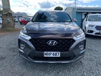 2019 Hyundai Santa Fe - Thumbnail