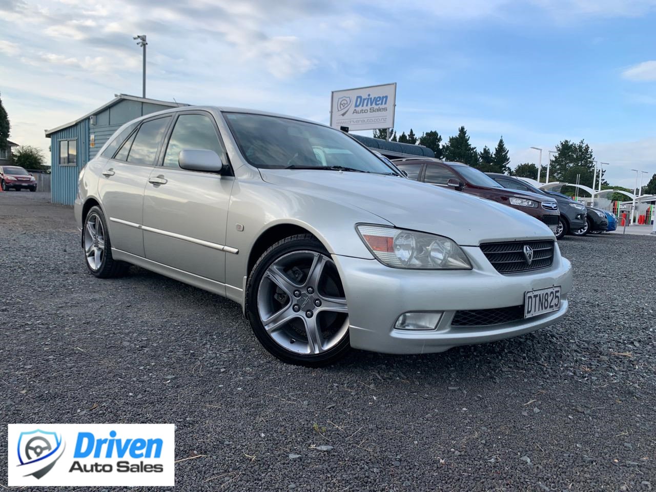 2001 Toyota Altezza