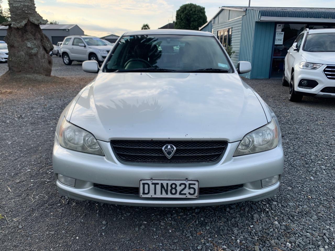 2001 Toyota Altezza