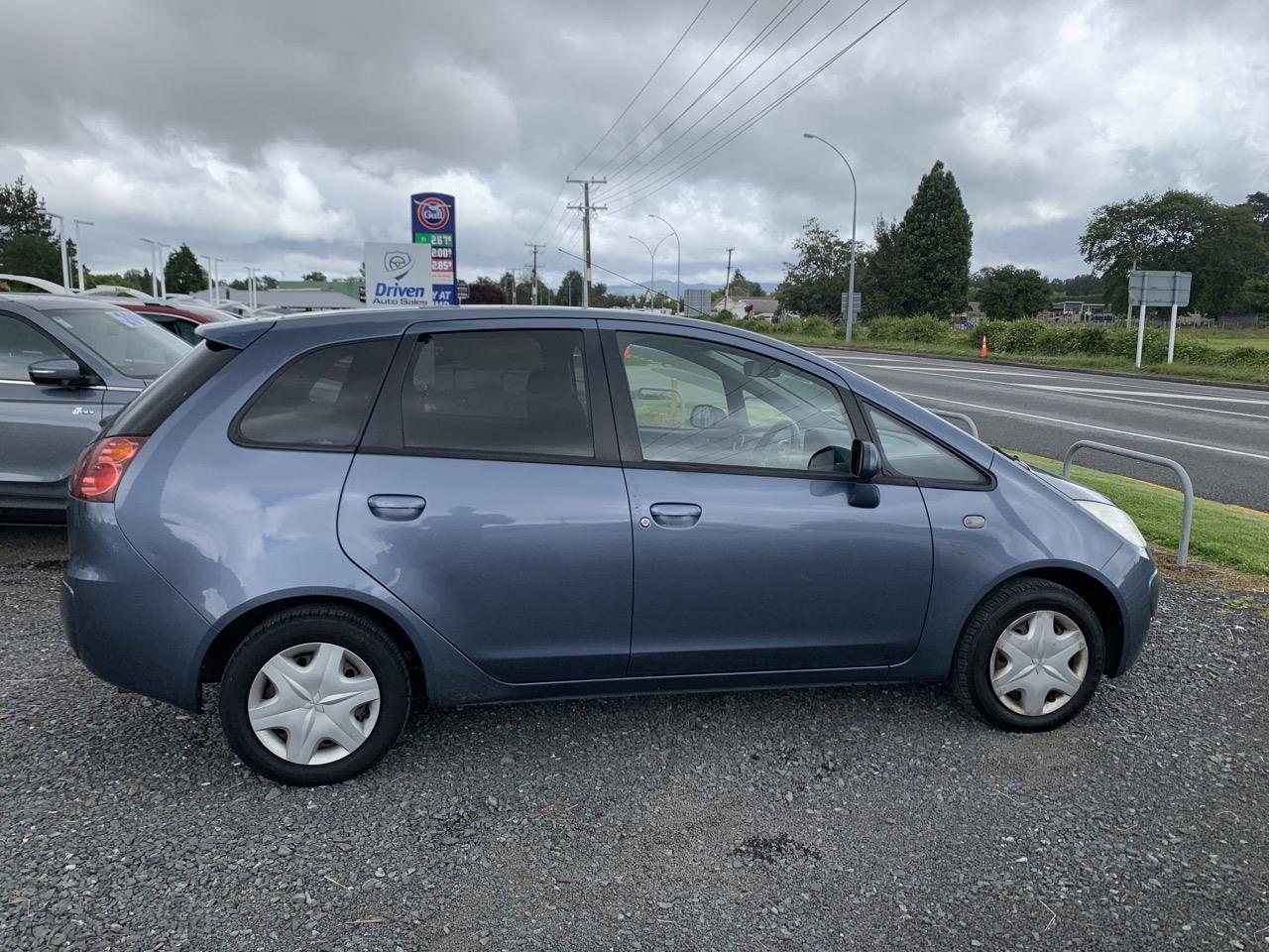 2005 Mitsubishi Colt