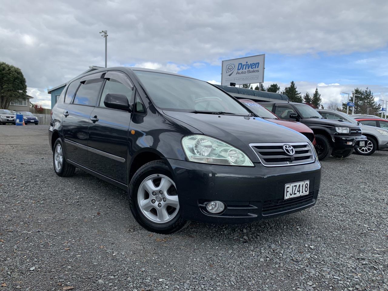 2003 Toyota Ipsum