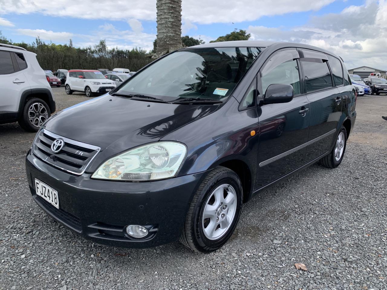 2003 Toyota Ipsum