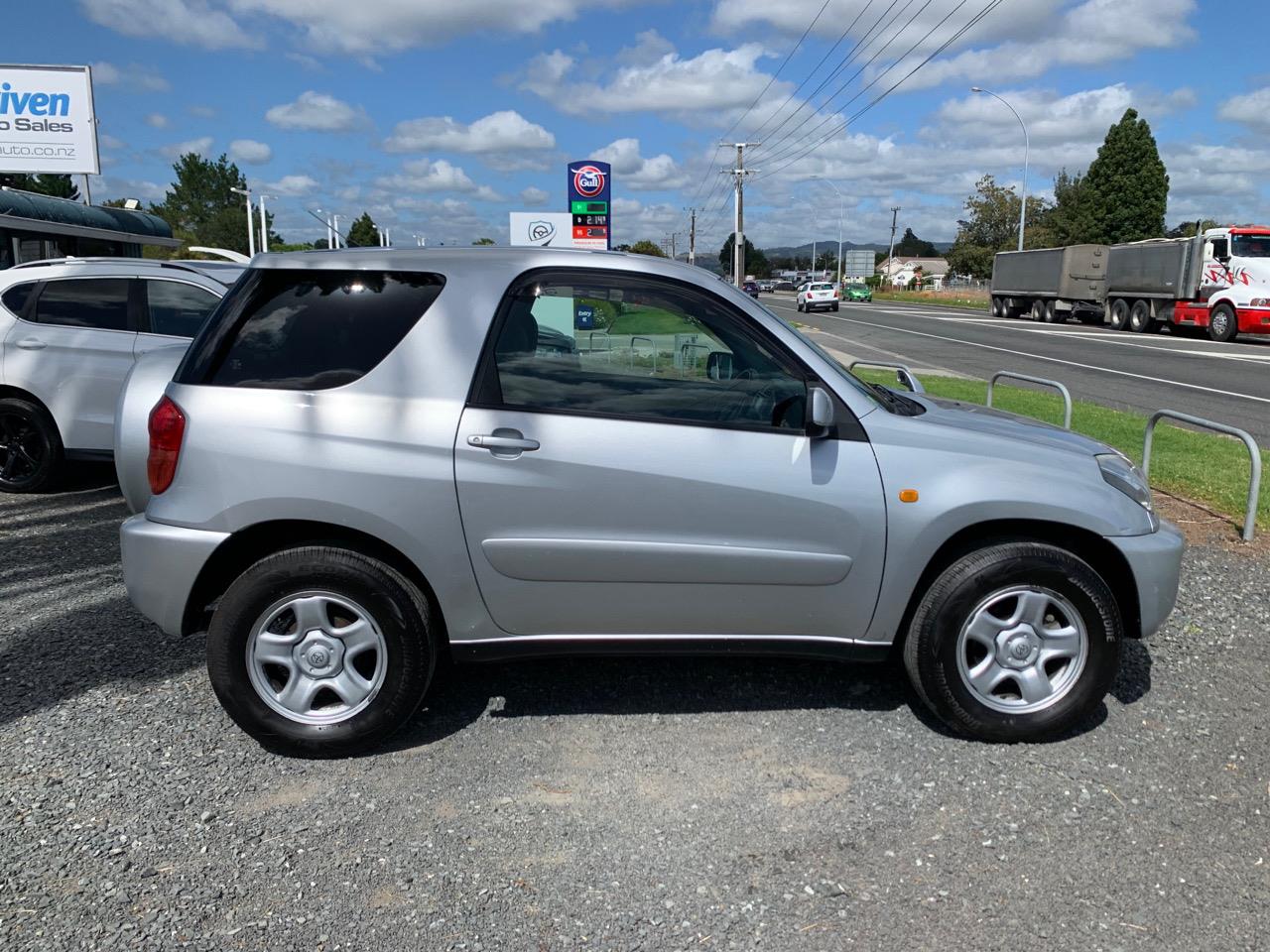 2001 Toyota RAV4