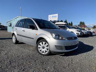 2009 Ford Fiesta - Thumbnail