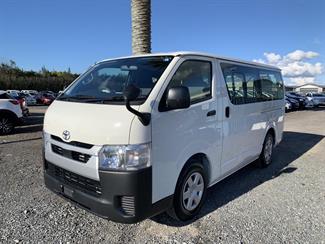 2023 Toyota Hiace - Thumbnail